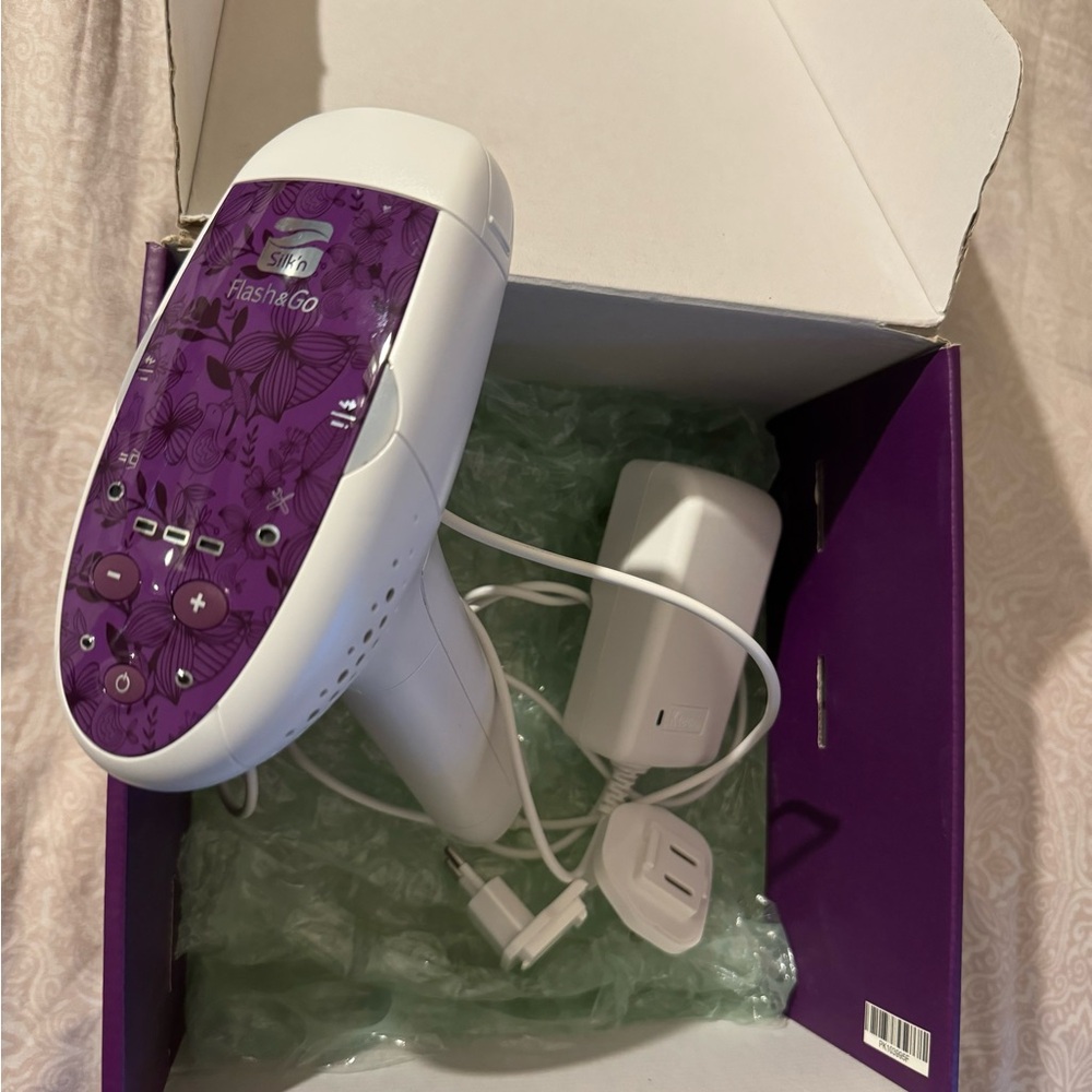 Silk'n Flash&Go Hair Removal Device - Purple and White